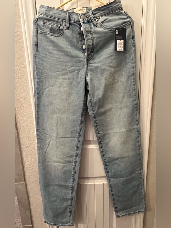 Universal Thread Denim - Universal Thread Light Blue 90’s Straight Button Fly  4R New With Tags